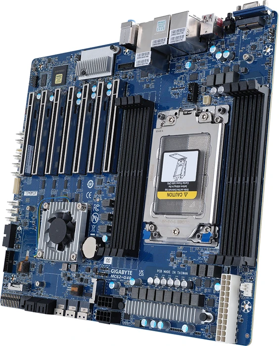 GIGABYTE MC62-G40 (AMD sWRX8)