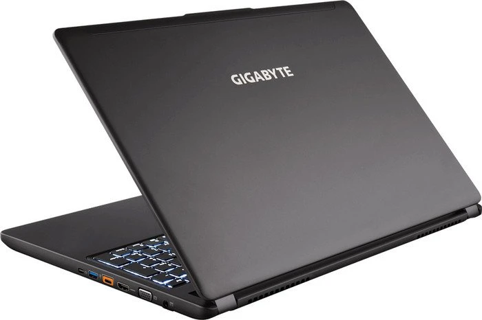 GIGABYTE P37W v5, Core i7-6700HQ, 16GB RAM, 256GB SSD, 1TB HDD, GeForce GTX 970M, DE