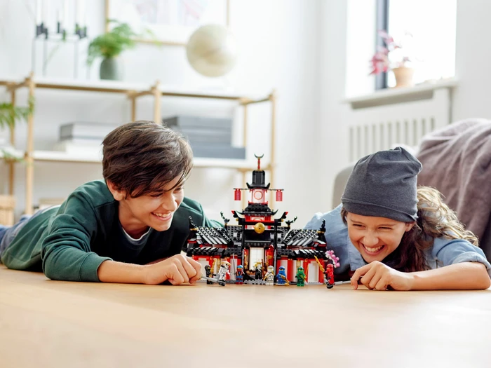 LEGO Ninjago Legacy - Kloster des Spinjitzu
