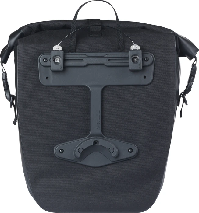 Basil Navigator Waterproof L MIK Studs Gepäcktasche schwarz