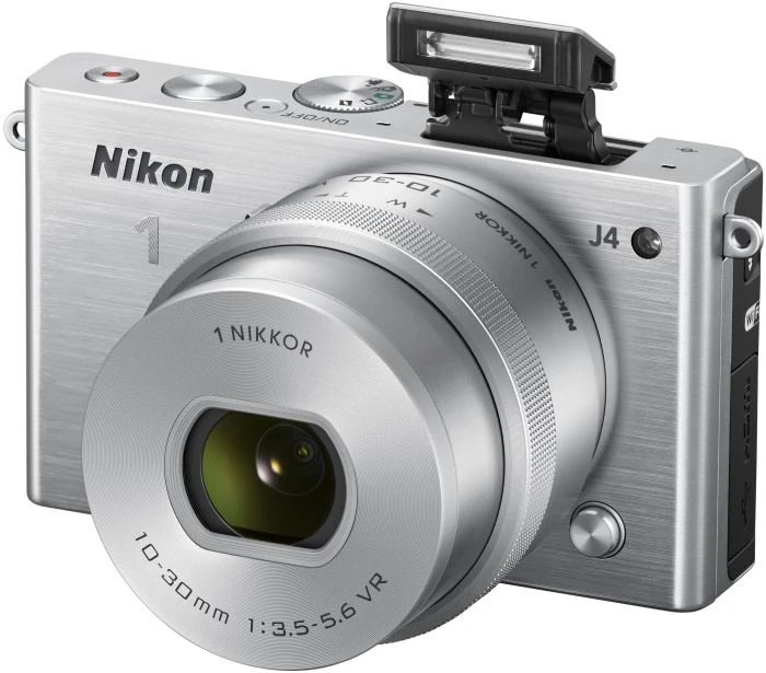Nikon 1 J4 silber mit Objektiv 1 NIKKOR 10-30mm 3.5-5.6 PD-Zoom VR und 1 NIKKOR 30-110mm 3.8-5.6 VR