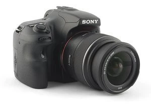 Sony Alpha 65 mit Objektiv 18-55mm 3.5-5.6 DT SAM