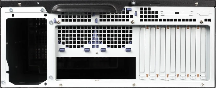 Chieftec UNC-411E-B, schwarz, 4HE, 1x 400W ATX-PSU