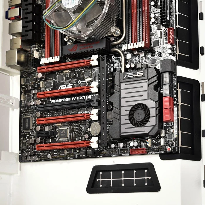 Lian Li GB-001, Grafikkartenhalter, schwarz