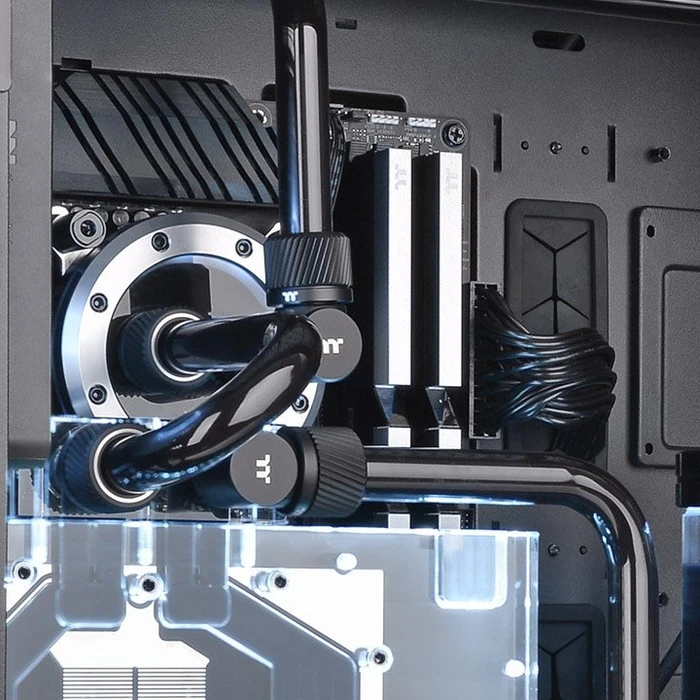 Thermaltake Pacific SF Fitting G1/4" auf 16mm Hard Tube, schwarz
