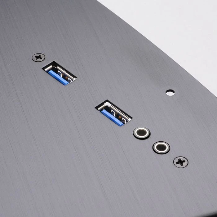 Lian Li PC-Q30A silber, Acrylfenster, Mini-ITX