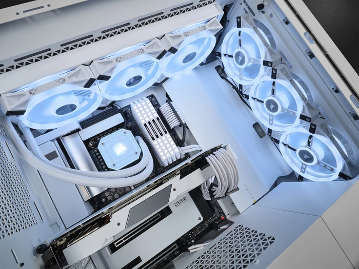 Corsair iCue 5000X RGB QL Edition, weiß, Glasfenster