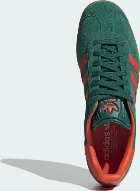 adidas Gazelle collegiate green/preloved red/gum (Herren)