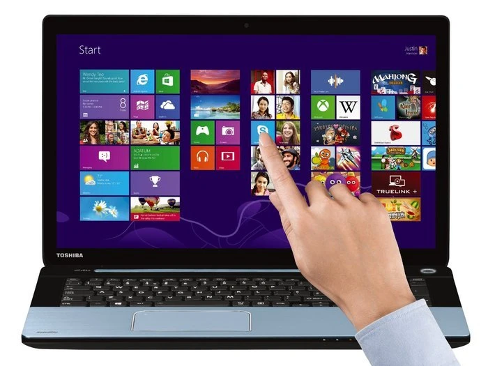 Toshiba Satellite S70t-A-109, silber, Core i7-4700MQ, 16GB RAM, 1TB HDD, GeForce GT 740M, DE