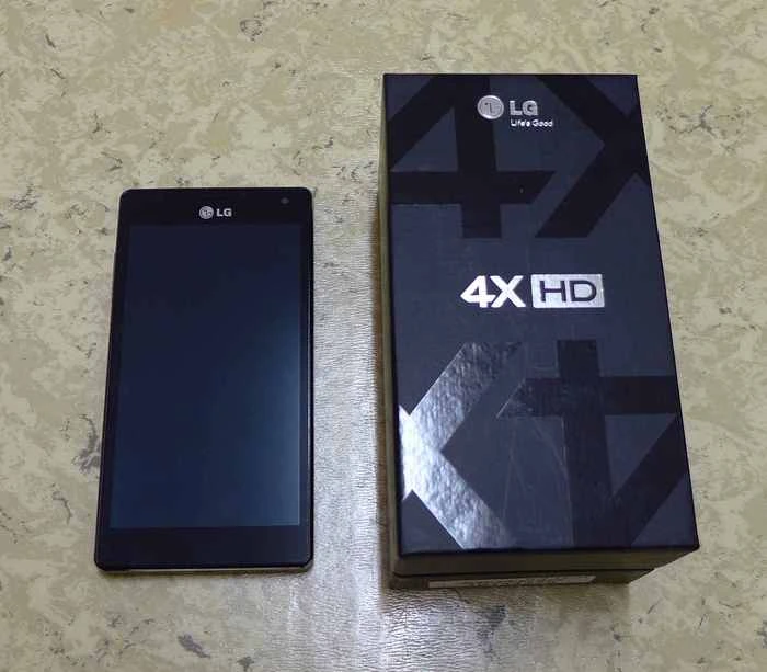 LG Optimus 4X HD P880 schwarz