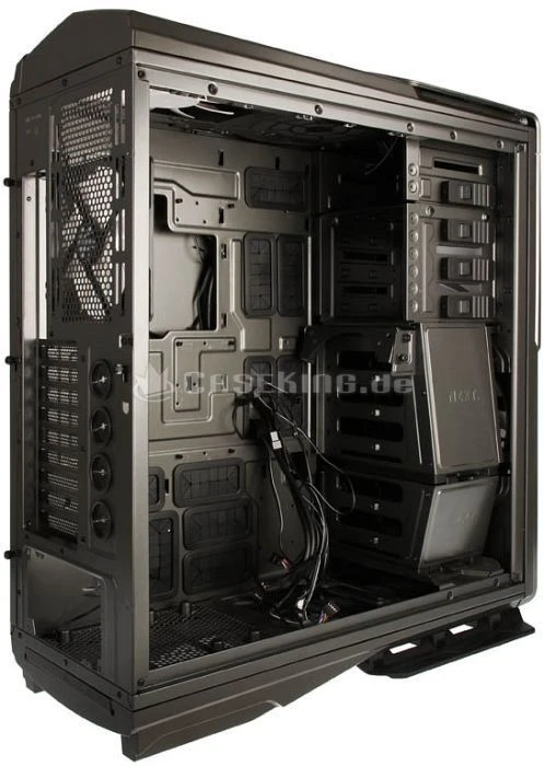NZXT Phantom 820 Gunmetal, Acrylfenster