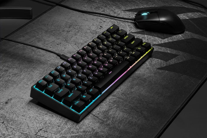 Corsair Gaming K65 RGB Mini, 60%, schwarz, MX SPEED RGB Silver, USB, DE