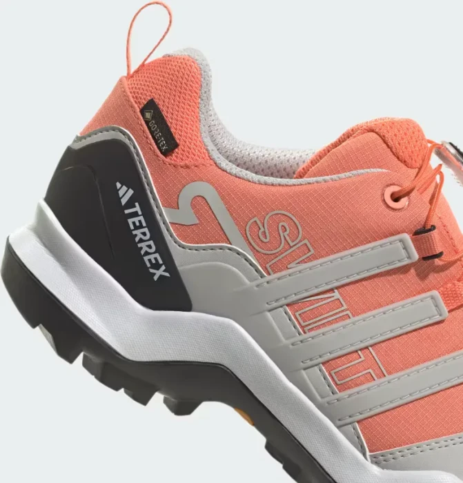 adidas Terrex Swift R2 GTX coral fusion/grey one/core black (Damen)