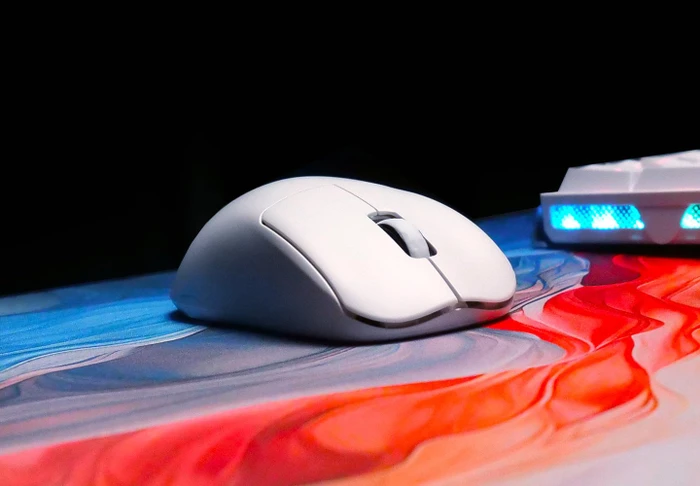 Cherry Xtrfy M68 Pro 8K Wireless weiß, USB