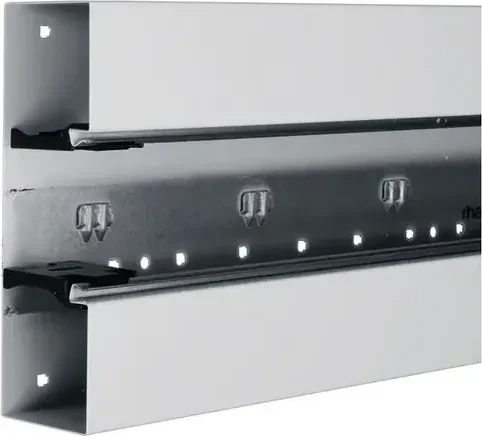 Hager Brüstungskanal-Unterteil frontrastend Stahl BRS 70x210mm Oberteil 80mm verzinkt