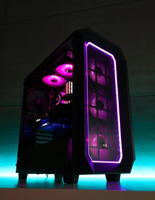 AeroCool Project7 P7-C0 Pro schwarz, Glasfenster