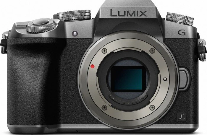 Panasonic Lumix DMC-G70 silber Body