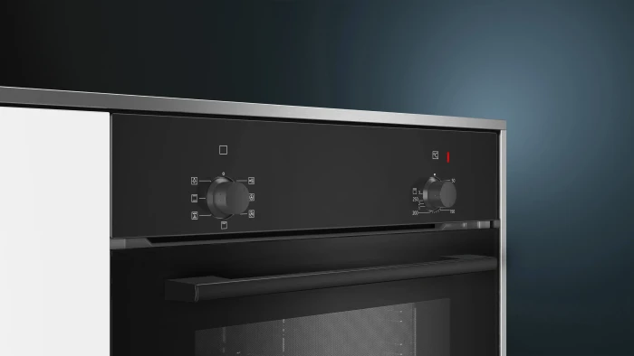 Siemens iQ100 HB010FBA1 Backofen