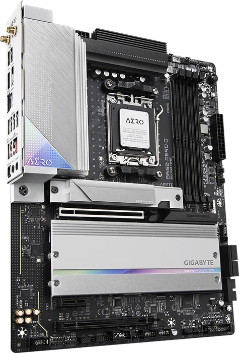 GIGABYTE B650 Aero G (AMD AM5)