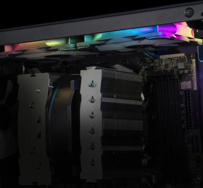 SilverStone LS04, ARGB beleuchtet, LED-Streifen, weiß