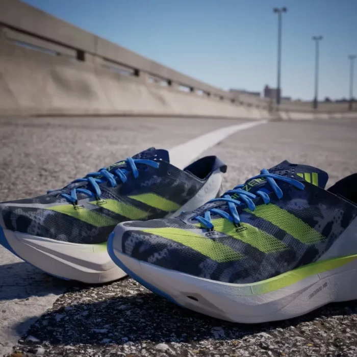 adidas Adizero Adios Pro 3 crystal white/lucid lemon/blue burst (Damen)