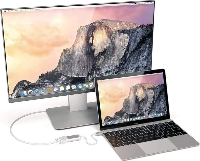 Satechi USB-C auf VGA Adapter, silver