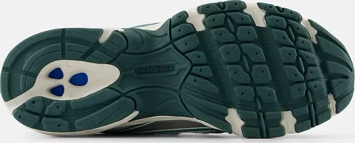 New Balance 740 white/marsh green/sea salt