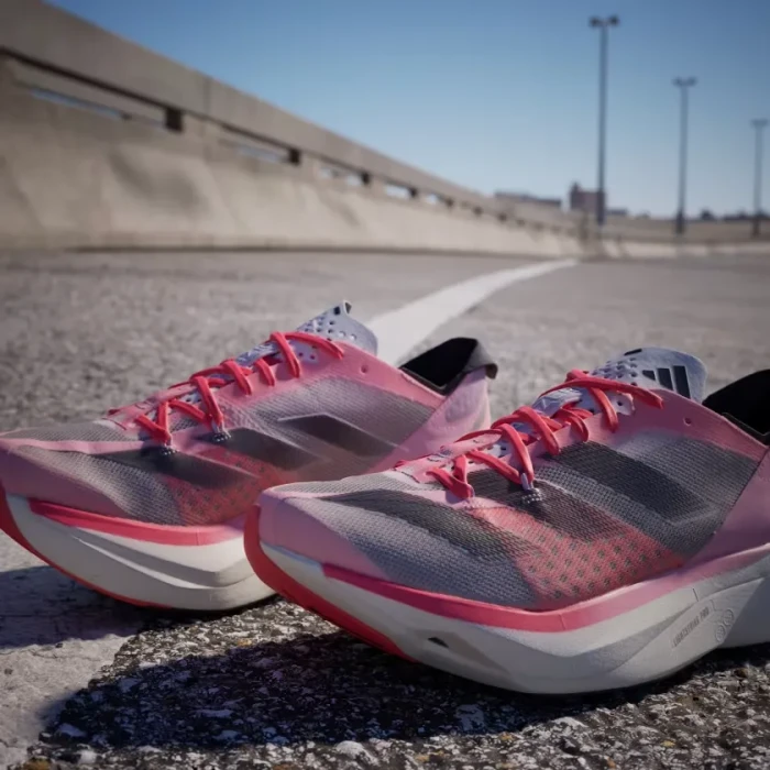 adidas Adizero Adios Pro 3 pink spark/aurora met./sandy pink (Damen)