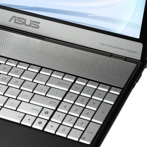 ASUS N55SF-S2217V, Core i5-2410M, 4GB RAM, 500GB HDD, GeForce GT 555M, DE