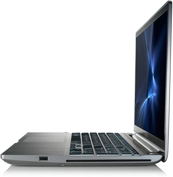 Samsung 700Z5C, Core i5-3210M, 8GB RAM, 16GB SSD, 1TB HDD, GeForce GT 640M, DE