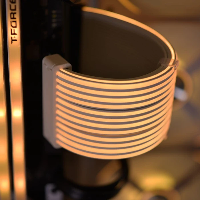Lian Li Strimer Plus V2, 24-Pin ATX Verlängerungskabel, 6/8-Pin PCIe Verlängerungskabel, RGB beleuchtet, Set