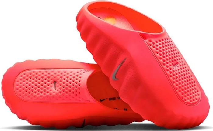 Nike Mind 001 solar red/hyper crimson/black/chrome (Damen)