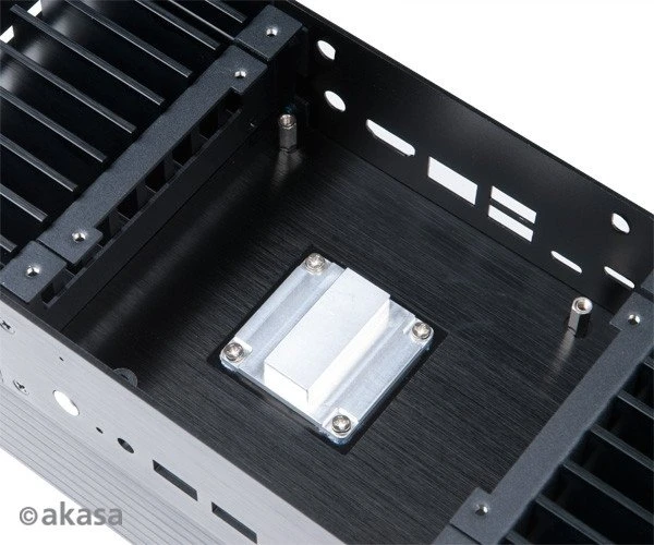 Akasa Turing, OEM