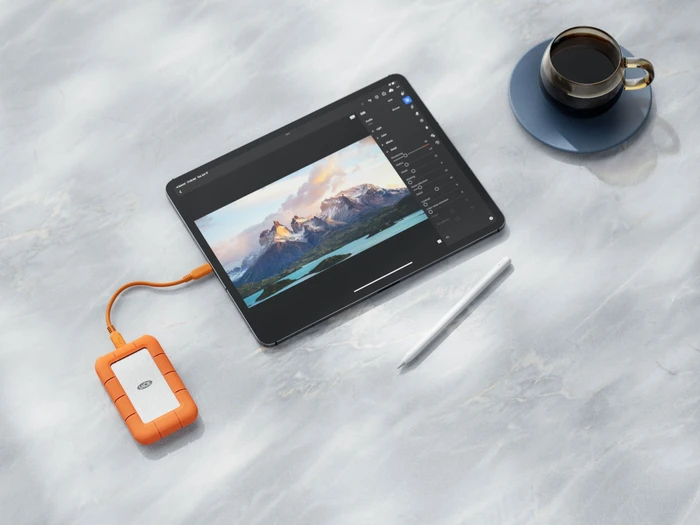LaCie Rugged SSD4, 1TB, Thunderbolt 4 / USB4