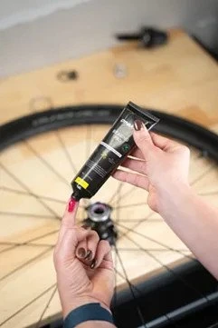 Dynamic Bike Care Bearing Pro 80g Schmiermittel