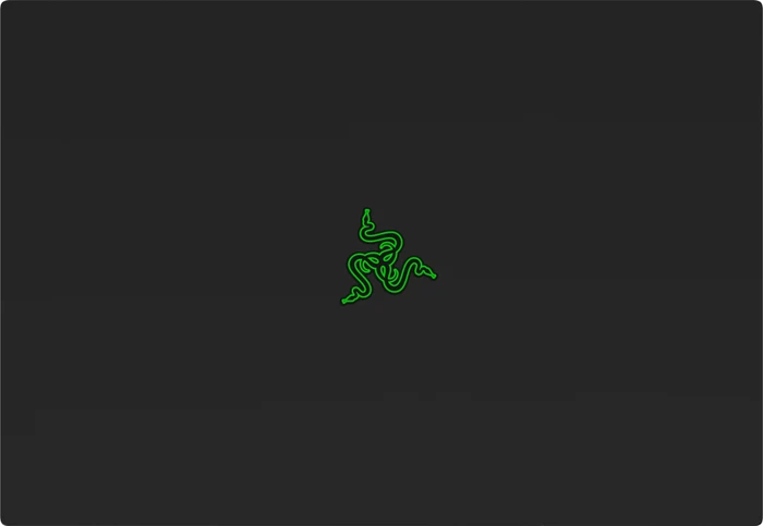 Razer Blade 18 (2023), schwarz, Core i9-13950HX, 32GB RAM, 1TB SSD, GeForce RTX 4080, DE