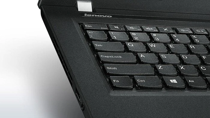 Lenovo ThinkPad E450, Core i3-5005U, 4GB RAM, 500GB HDD, DE