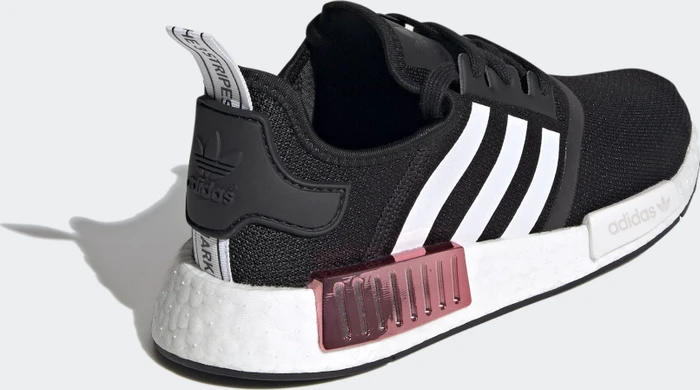 adidas NMD_R1 core black/cloud white/hazy rose (Damen)