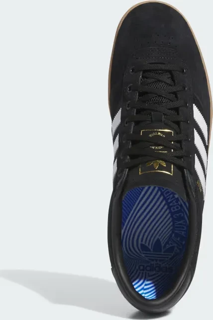 adidas Puig Indoor core black/cloud white/gum (Herren)