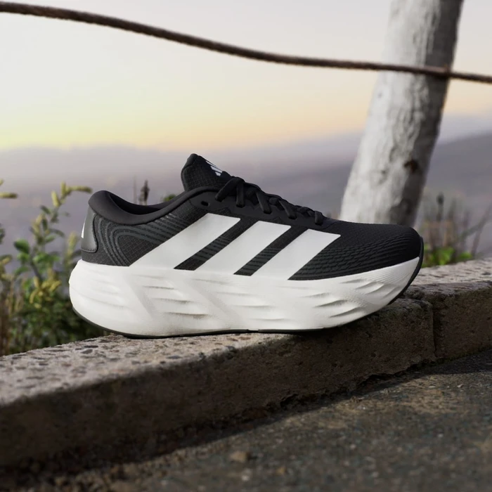 adidas Galaxy 8 core black/cloud white/grey six (Damen)