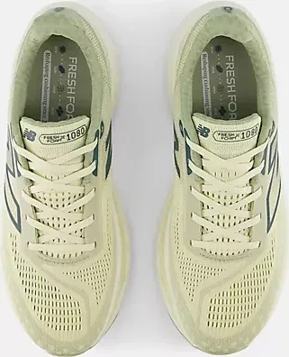 New Balance Fresh Foam X 1080v14 pale moss/new spruce/linen (Herren)