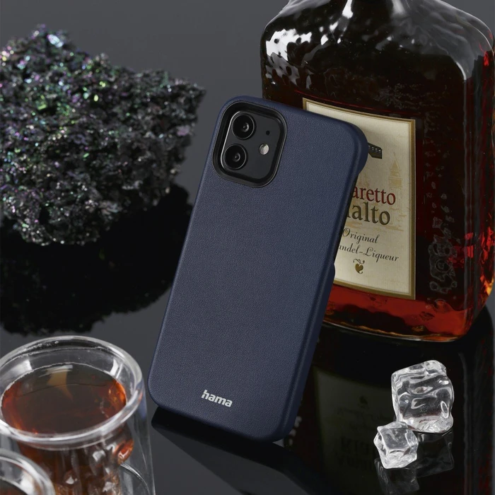 Hama Cover MagCase Finest Sense für Apple iPhone 13 Mini blau