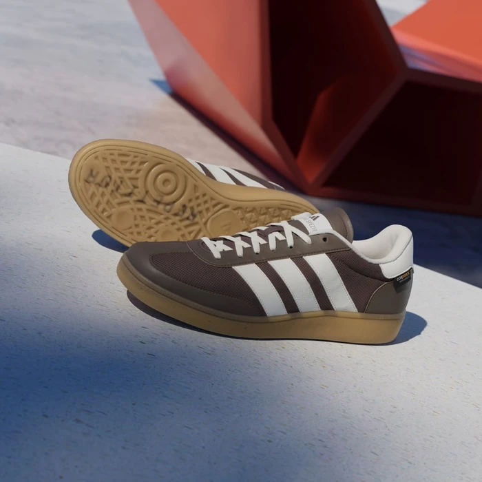adidas Spezial Training earth strata/off white