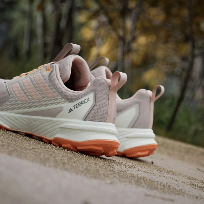 adidas Tracefinder wonder taupe/blush pink/ice tangerine (Damen)