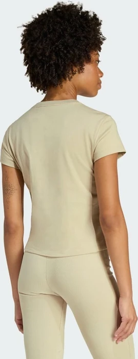 adidas Essentials Slim T-Shirt kurzarm stone khaki (Damen)