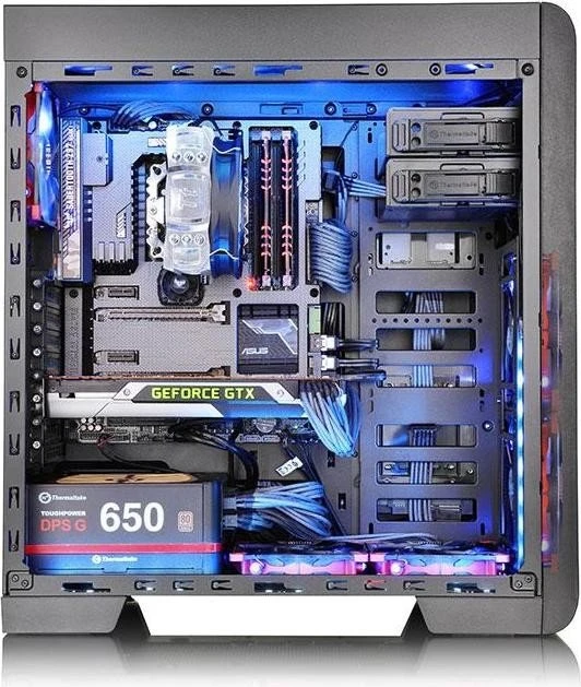 Thermaltake Core V41, Acrylfenster