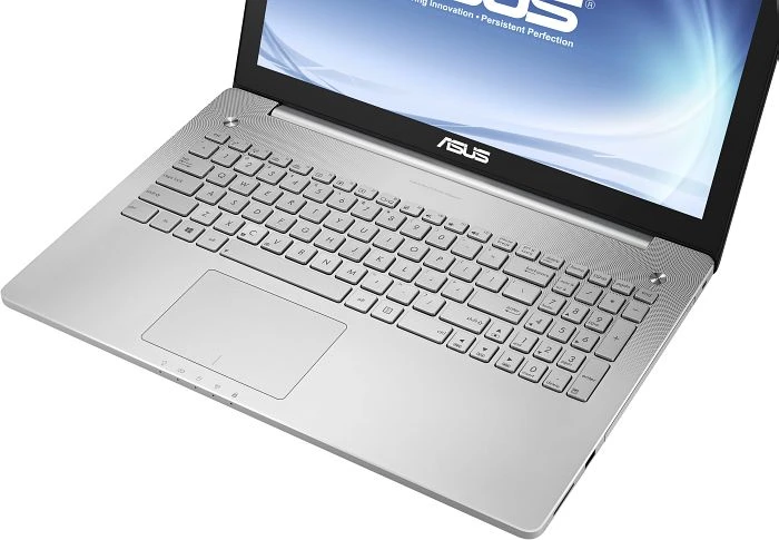ASUS N550JK-CN109H, Core i5-4200H, 8GB RAM, 1TB HDD, GeForce GTX 850M, DE