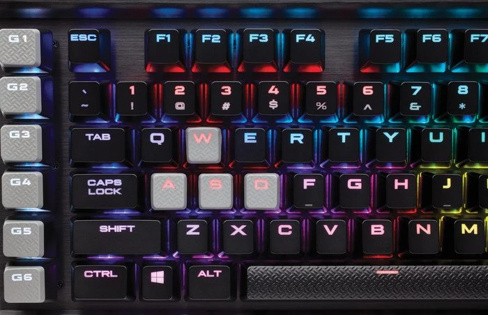 Corsair Gaming K95 RGB Platinum, MX SPEED RGB Silver, USB, IT