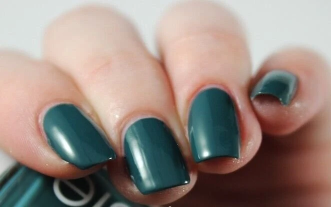 Essie Nagellack 817 lucite of reality, 13.5ml