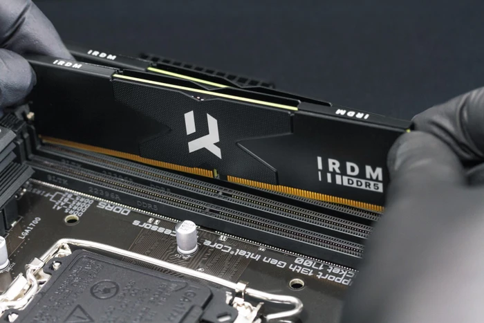 goodram IRDM BLACK SILVER UDIMM 32GB Kit, DDR5-6000, CL36, 1RX8